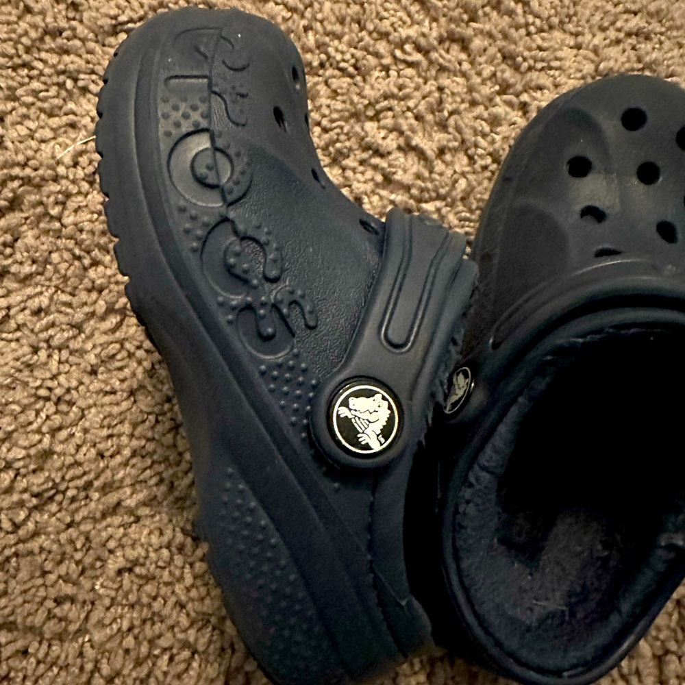 Toddler Lined Crocs, Navy Blue, Size 6